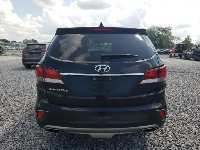 2018 HYUNDAI SANTA FE SE  