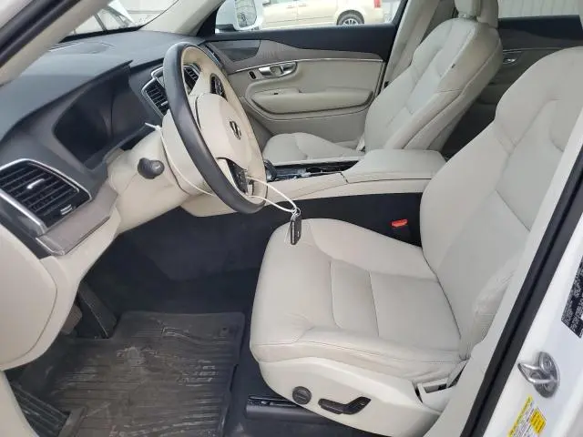 2023 VOLVO XC90 PLUS  