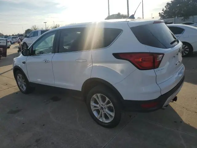 2019 FORD ESCAPE SE