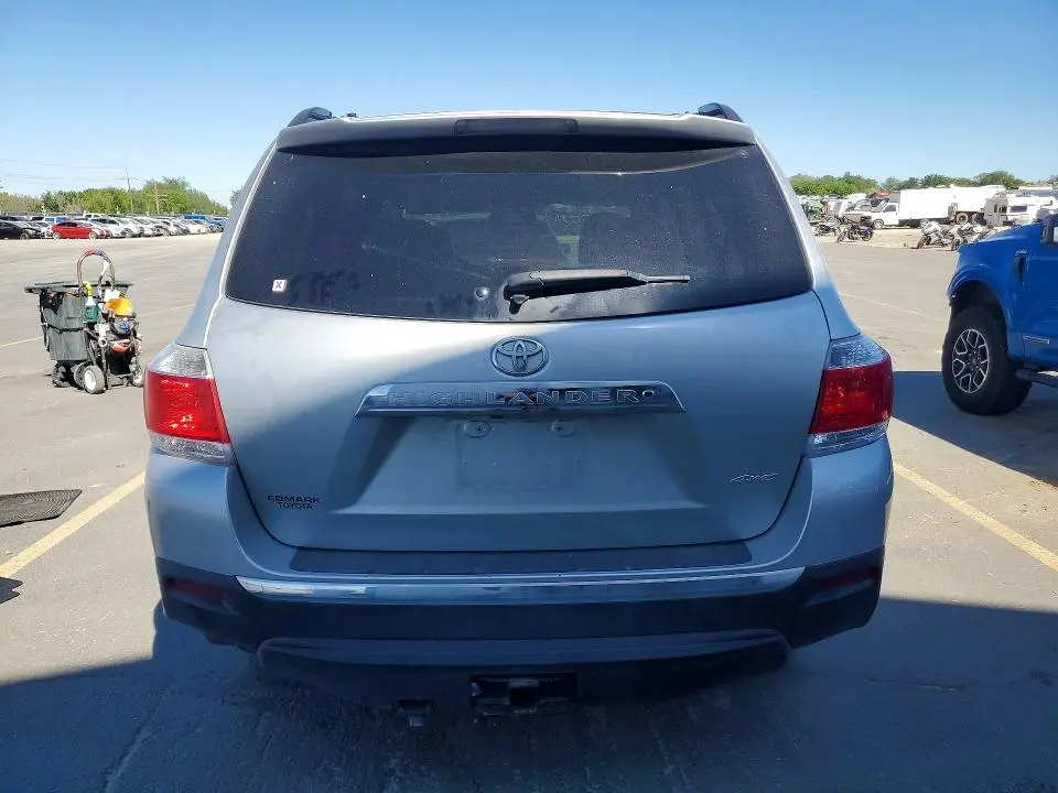 2012 TOYOTA HIGHLANDER   
