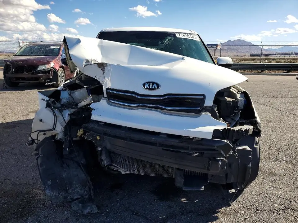 2017 KIA SOUL !  