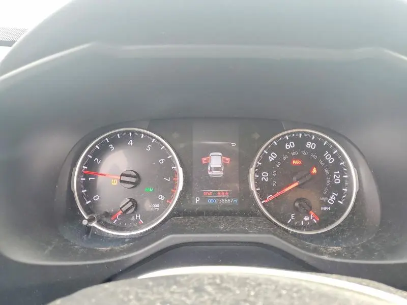 2020 TOYOTA RAV4 XLE  