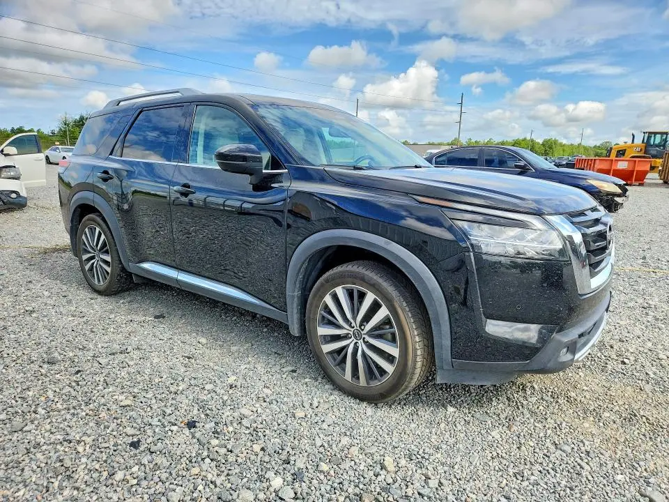 2022 NISSAN PATHFINDER PLATINUM  