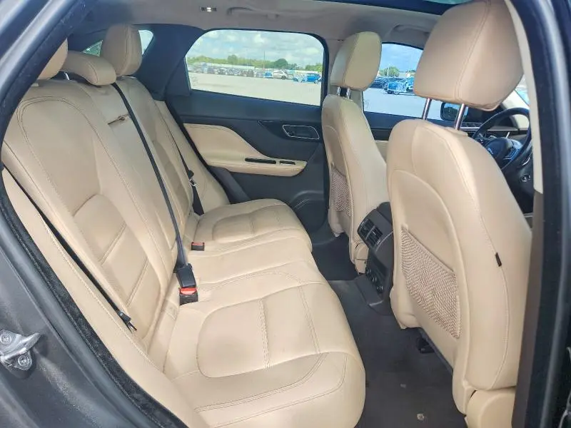 2020 JAGUAR F-PACE PRESTIGE  