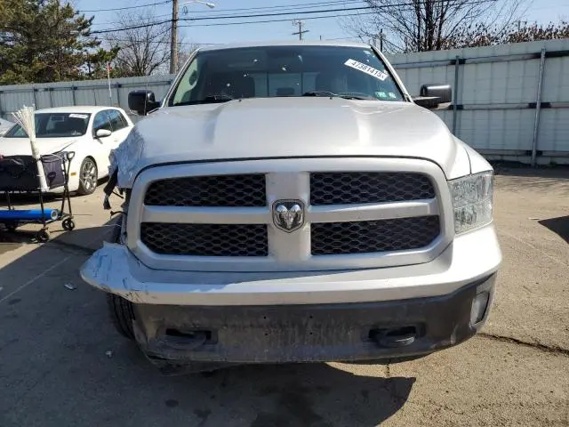 2013 RAM 1500 SLT  