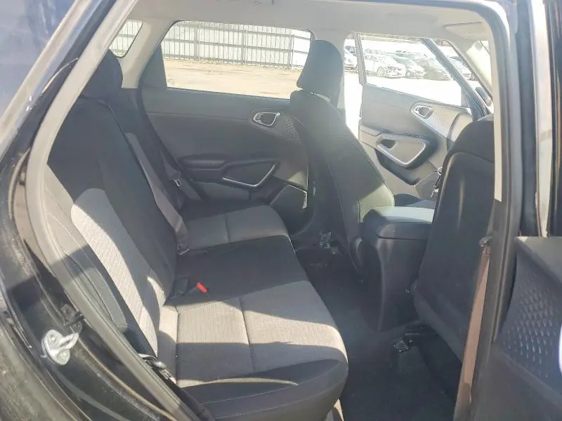 2020 KIA SOUL LX  
