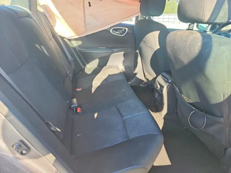 2019 NISSAN SENTRA SR  