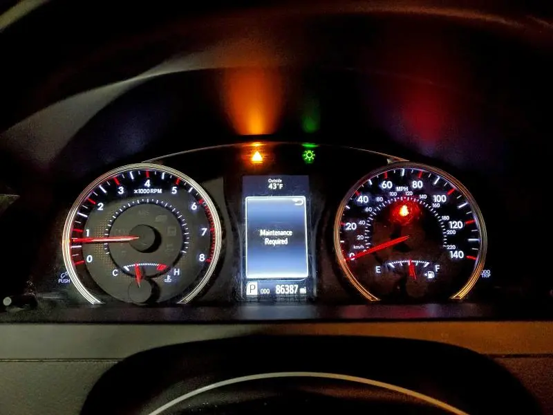 2017 TOYOTA CAMRY LE  