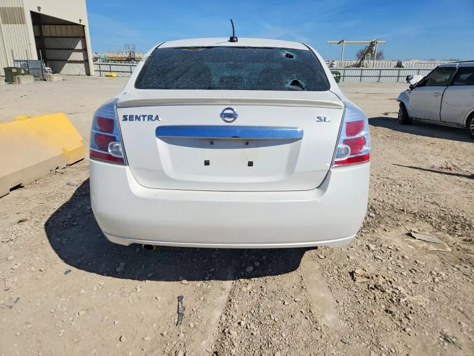 2010 NISSAN SENTRA 2.0  