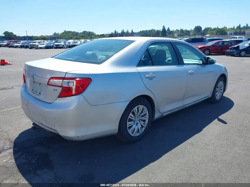 2013 TOYOTA CAMRY LE