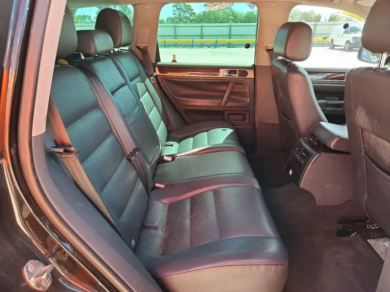 2010 VOLKSWAGEN TOUAREG TDI  