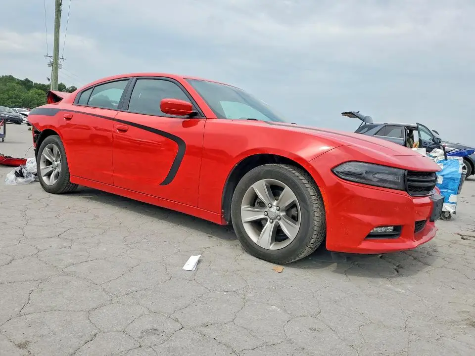 2017 DODGE CHARGER SXT  