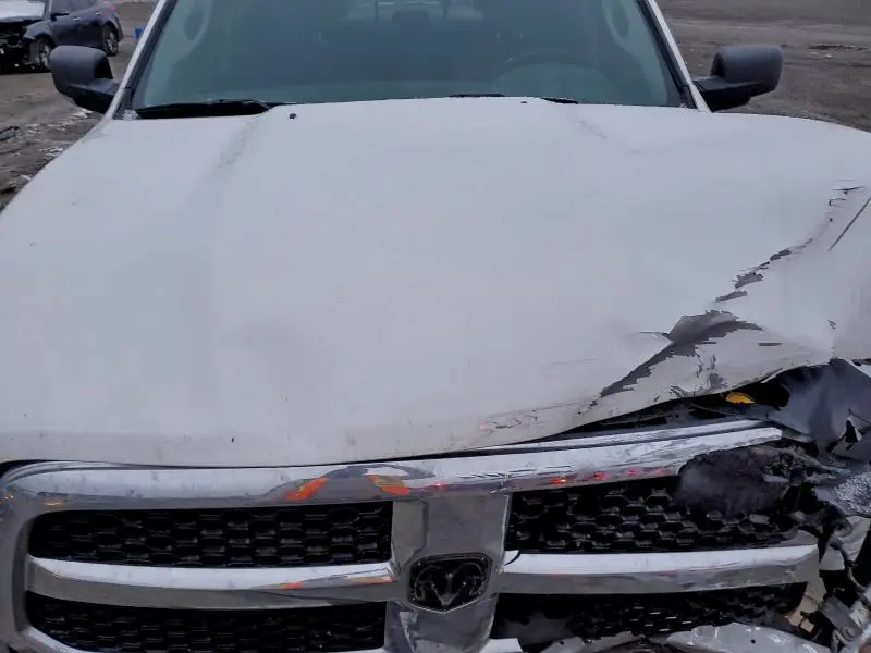 2019 RAM 1500 CLASSIC SLT  