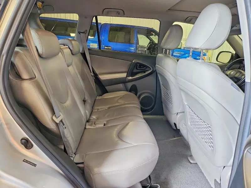 2011 TOYOTA RAV4 LIMITED  