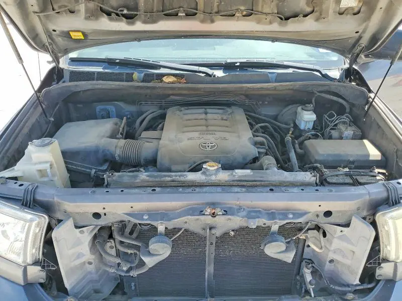 2012 TOYOTA TUNDRA CREWMAX SR5  