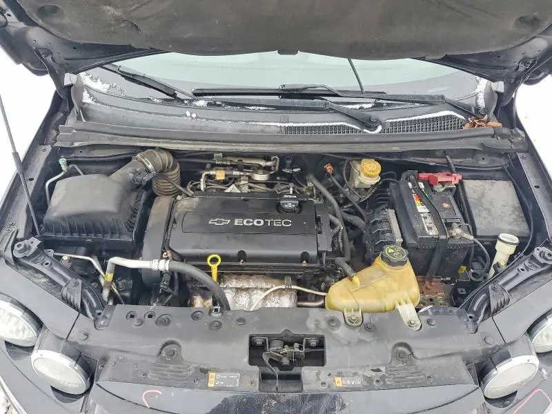 2015 CHEVROLET SONIC LT  