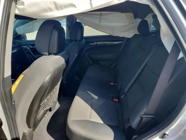 2013 KIA SORENTO LX  