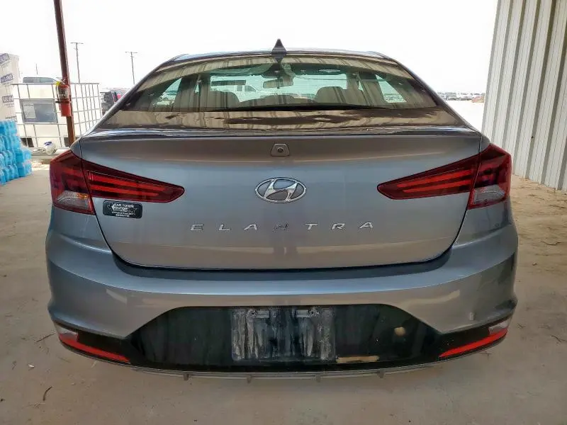 2020 HYUNDAI ELANTRA SEL  