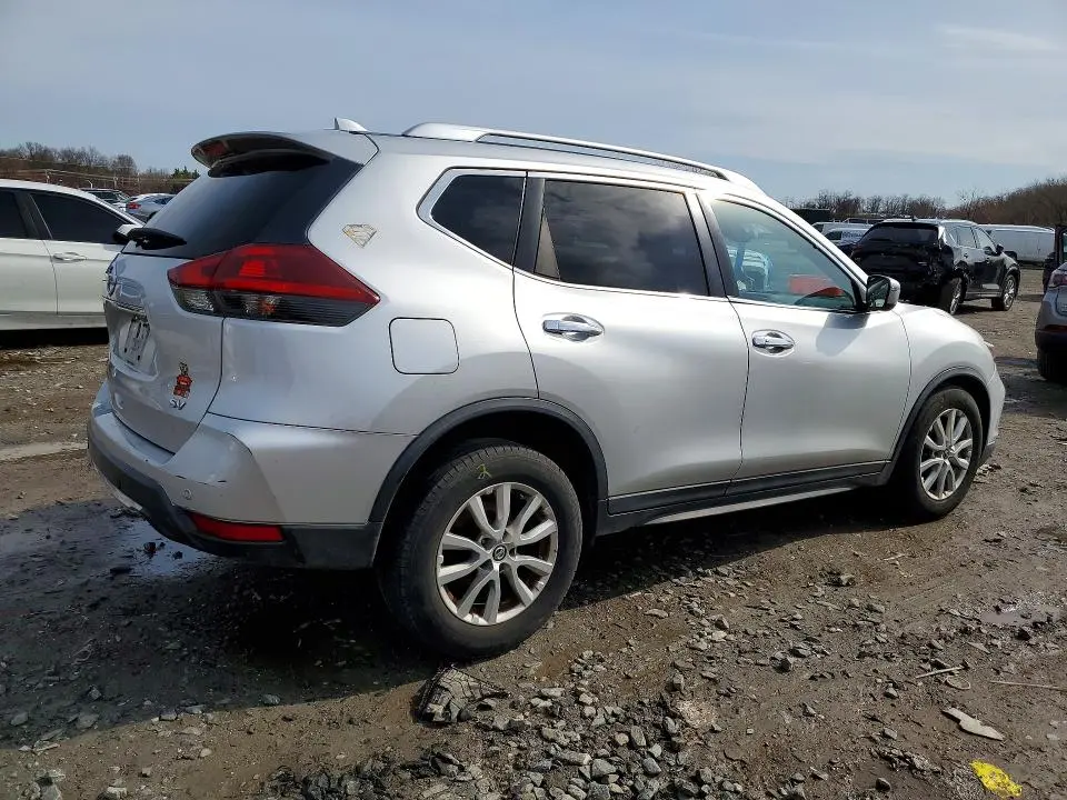 2019 NISSAN ROGUE SV  