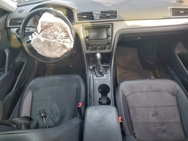 2015 VOLKSWAGEN PASSAT S  