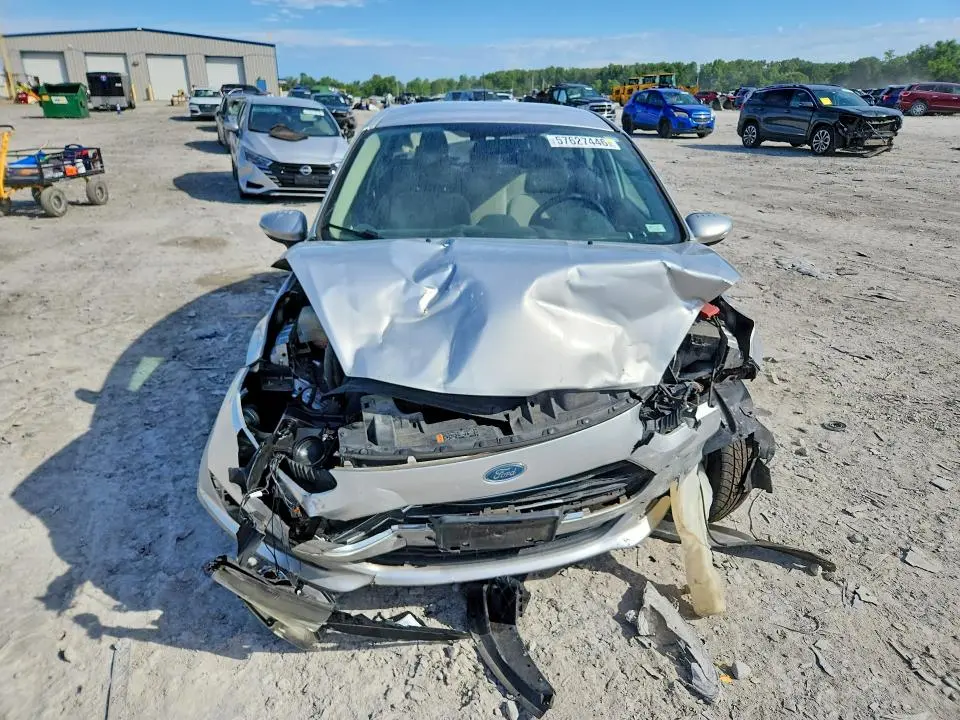 2014 FORD FIESTA SE  
