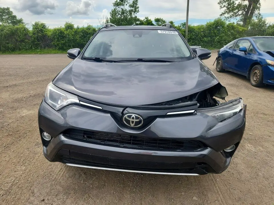 2018 TOYOTA RAV4 XLE  
