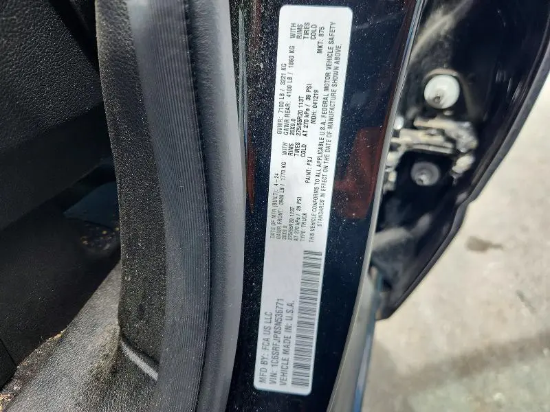 2025 RAM 1500 LARAMIE  