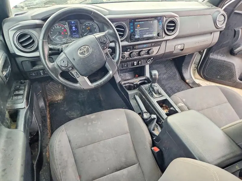 2019 TOYOTA TACOMA SR5 V6  