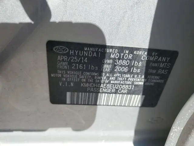 2014 HYUNDAI ELANTRA SE