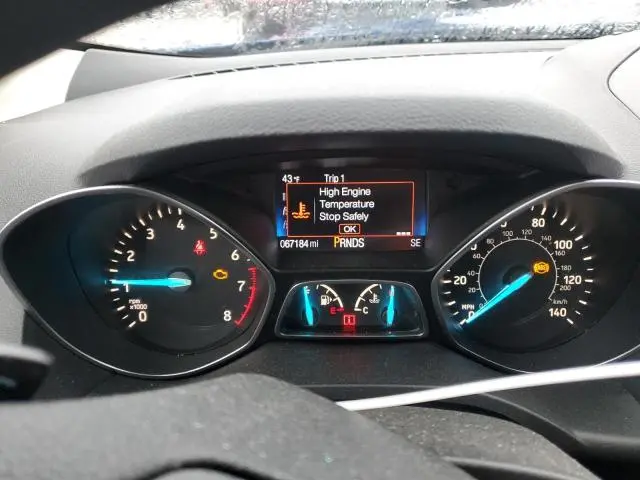 2017 FORD ESCAPE SE  