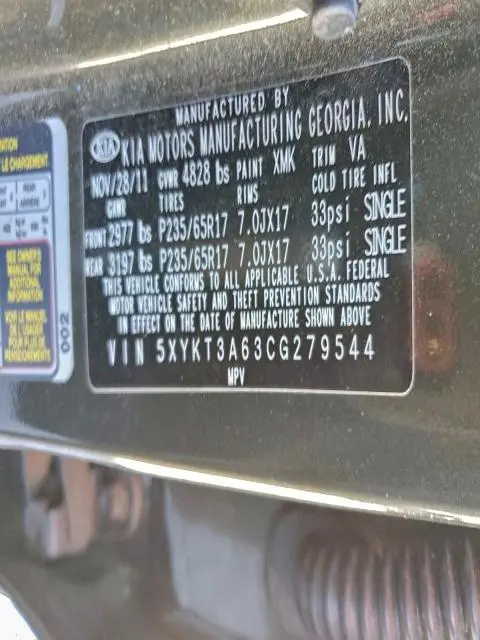 2012 KIA SORENTO BASE  