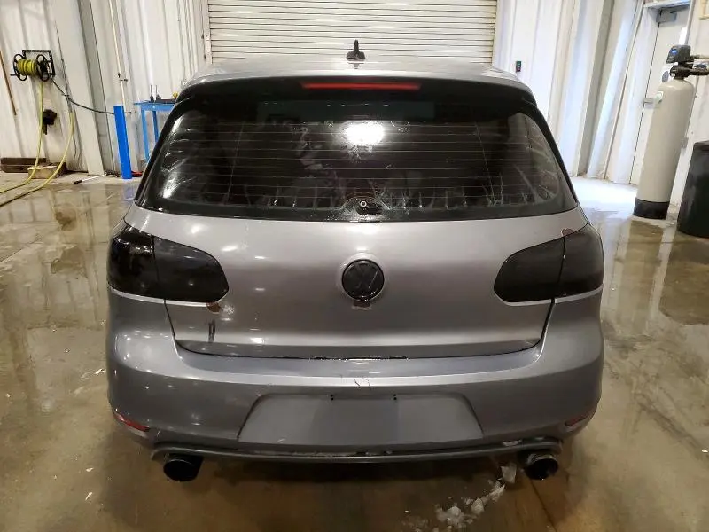 2010 VOLKSWAGEN GTI   