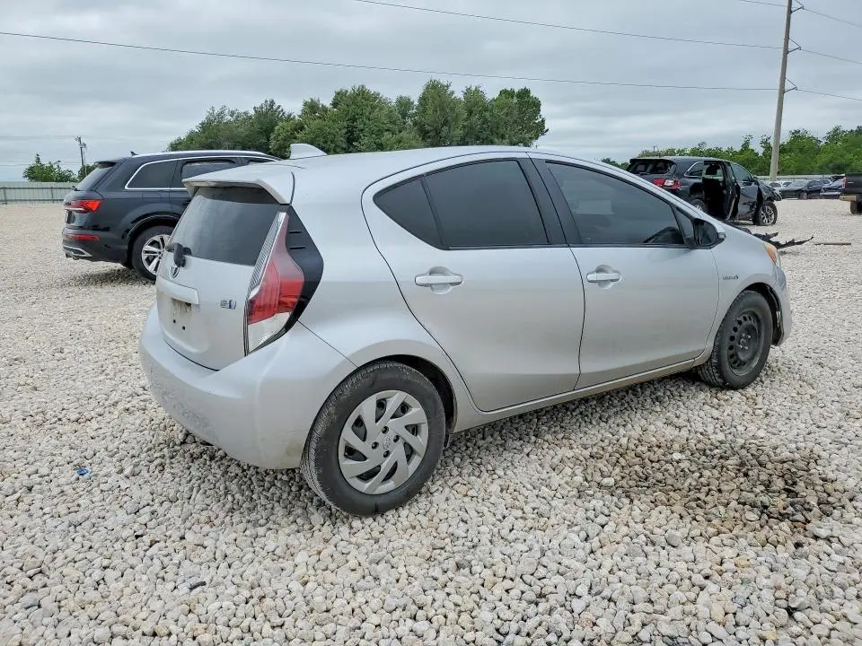 2015 TOYOTA PRIUS C TWO  