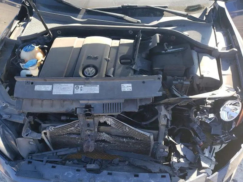 2014 VOLKSWAGEN PASSAT S  