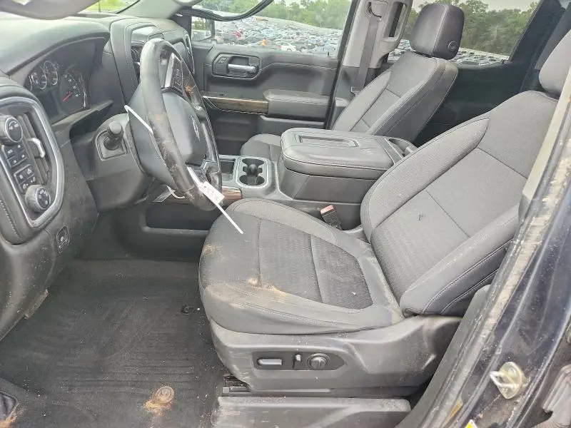 2021 CHEVROLET SILVERADO K1500 RST  