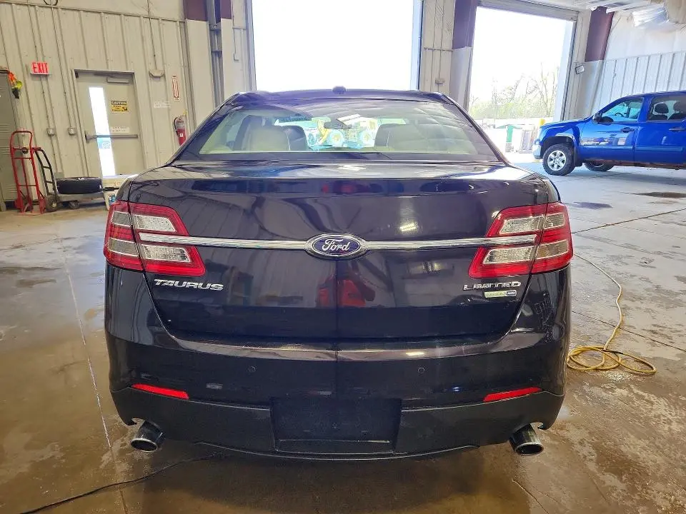 2013 FORD TAURUS LIMITED  