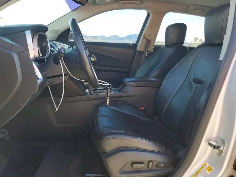 2010 CHEVROLET EQUINOX LT  