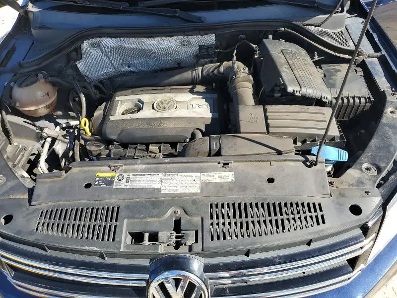 2013 VOLKSWAGEN TIGUAN S  