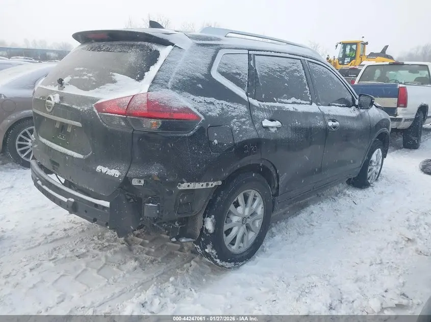 2017 NISSAN ROGUE SV