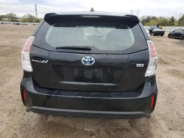 2016 TOYOTA PRIUS V   