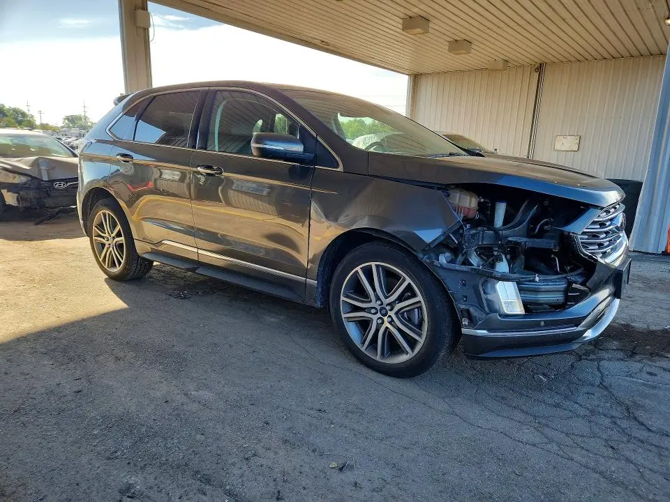 2019 FORD EDGE TITANIUM  