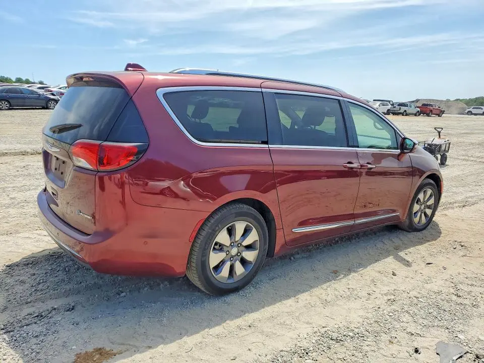 2018 CHRYSLER PACIFICA HYBRID LIMITED  