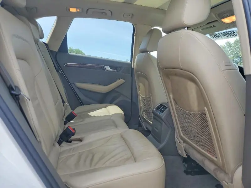 2011 AUDI Q5 PREMIUM  