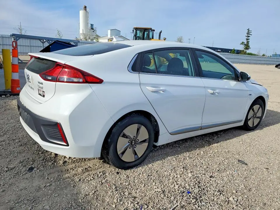 2020 HYUNDAI IONIQ SE  