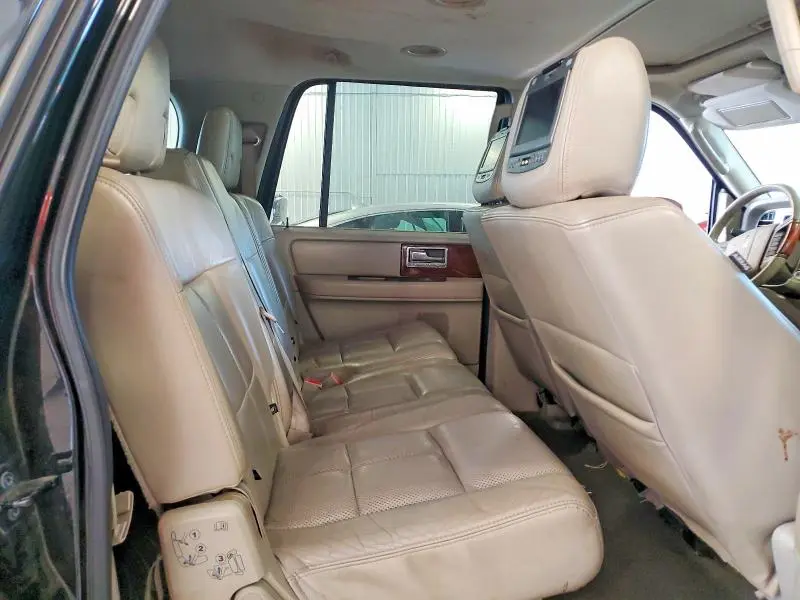 2011 LINCOLN NAVIGATOR L  