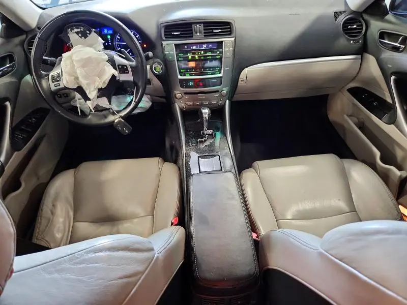 2011 LEXUS IS 250  