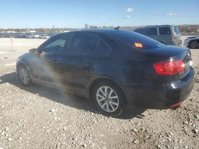 2011 VOLKSWAGEN JETTA SE  