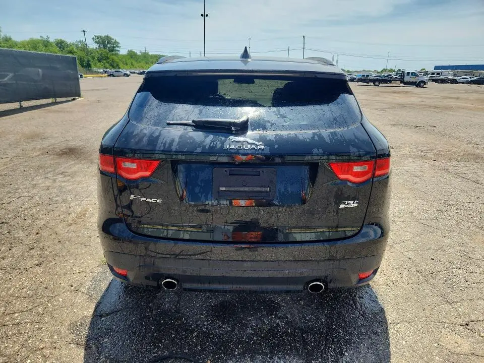 2017 JAGUAR F-PACE R - SPORT  