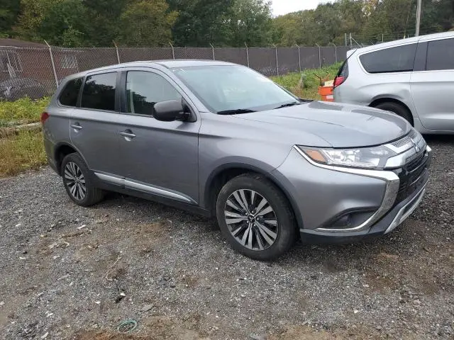 2019 MITSUBISHI OUTLANDER SE