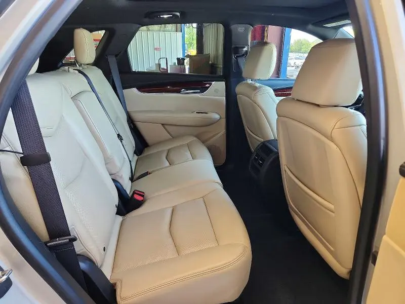 2017 CADILLAC XT5 PREMIUM LUXURY  